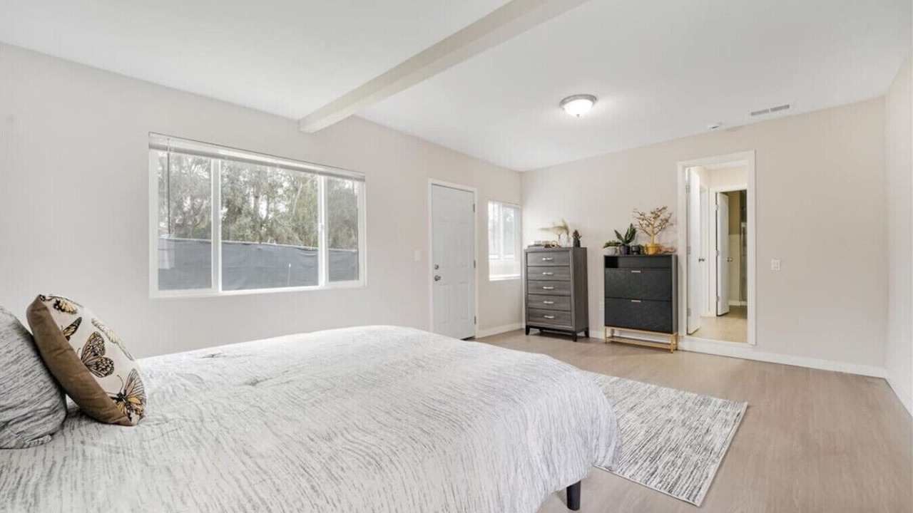 Photo of Bedroom in Crest