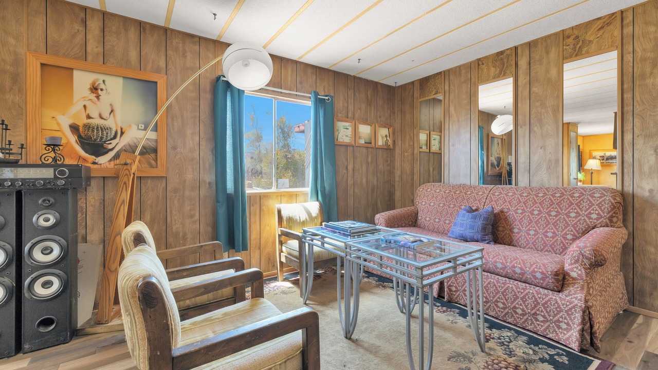 Photo of Livingroom in Bombay Beach