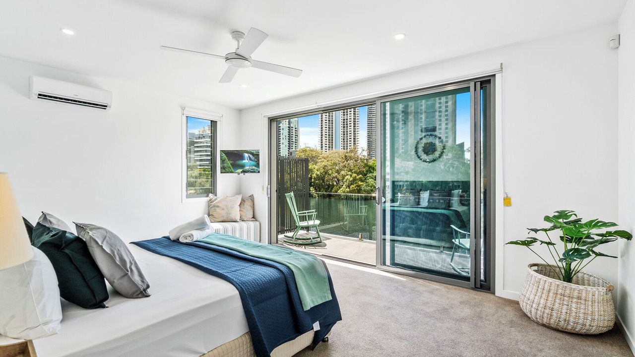 Photo of Bedroom in Surfers Paradise