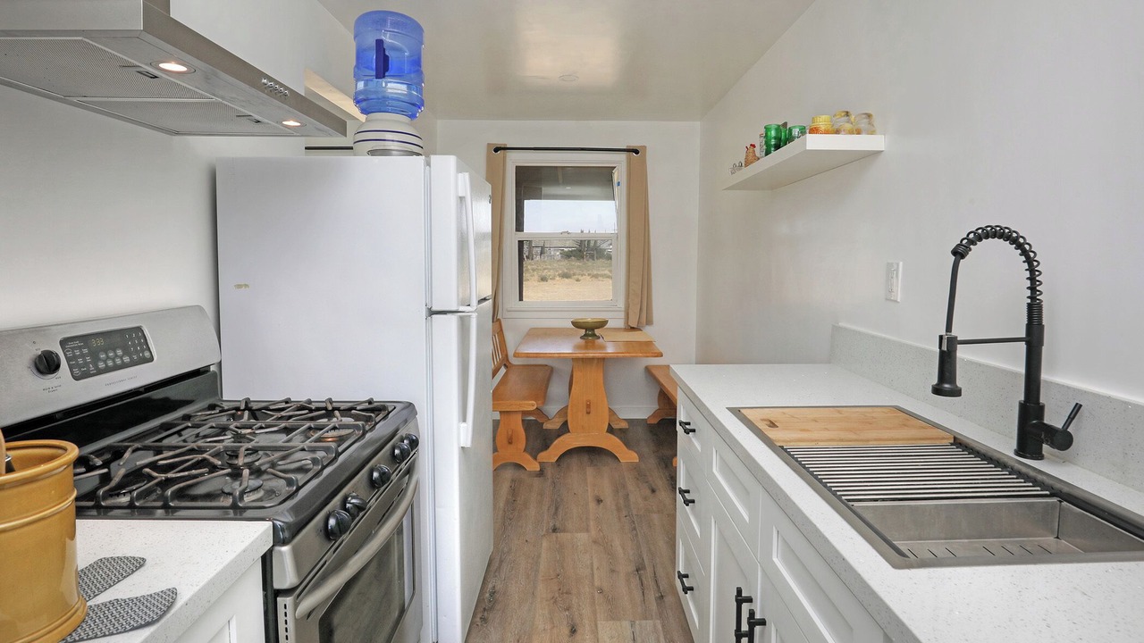 Photo of Kitchen in New Cuyama