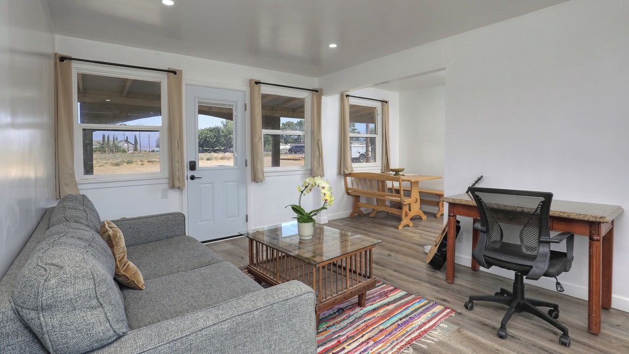Photo of Livingroom in New Cuyama
