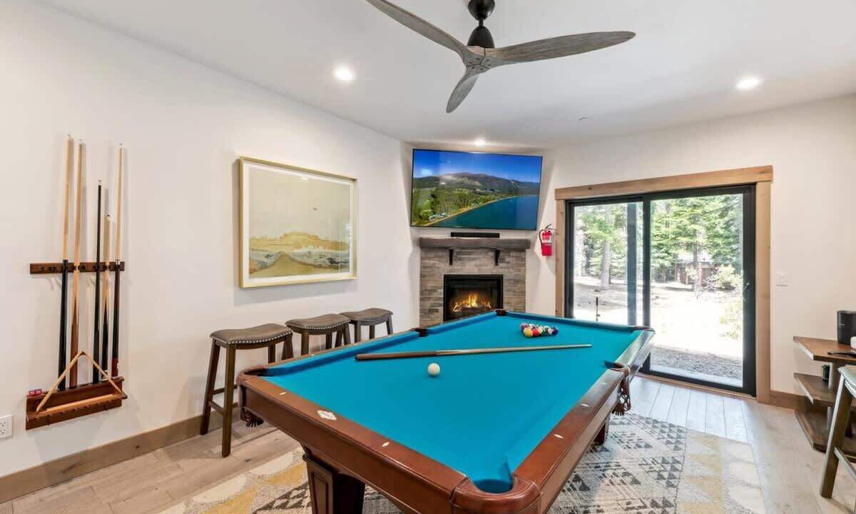 Photo of Bedroom in North Upper Truckee
