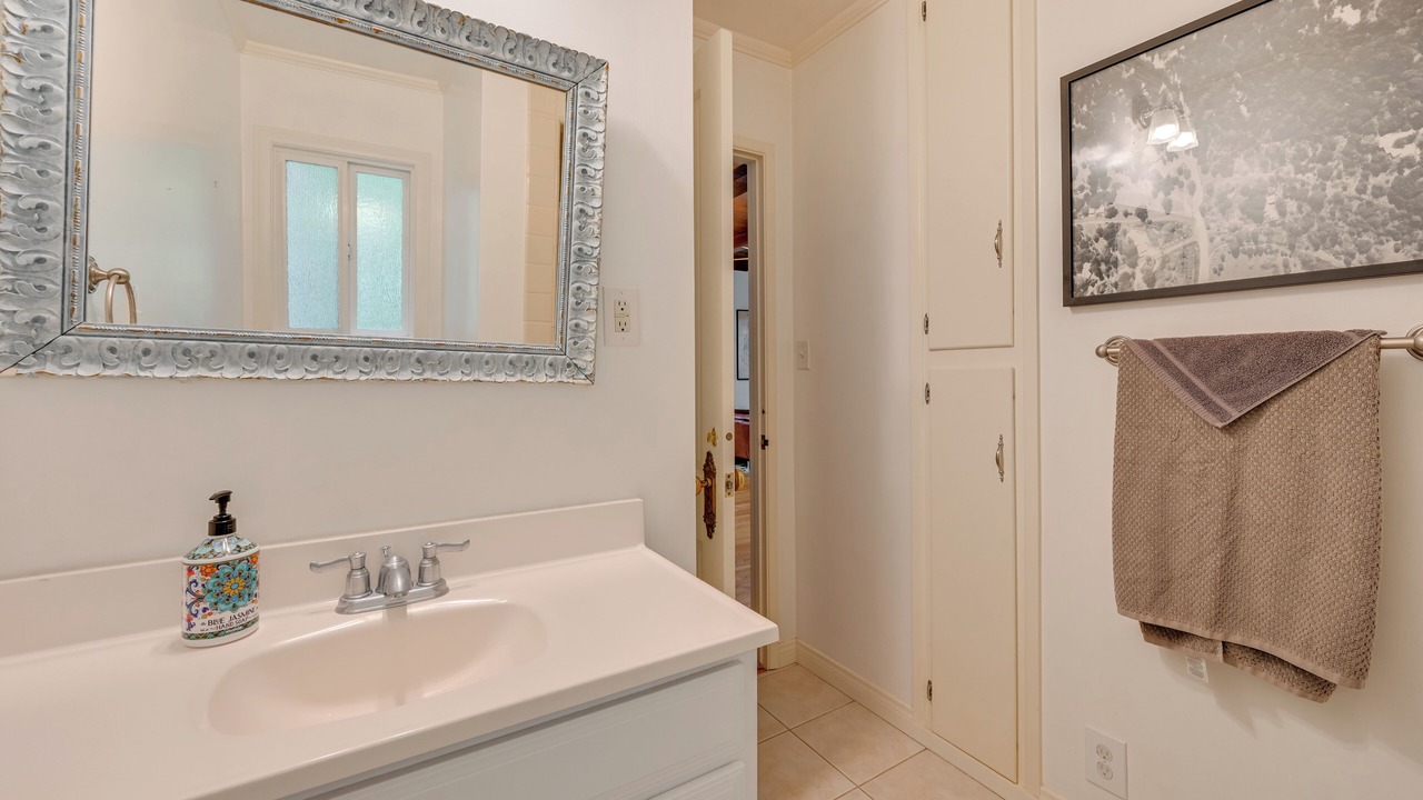 Photo of Bathroom in Julian