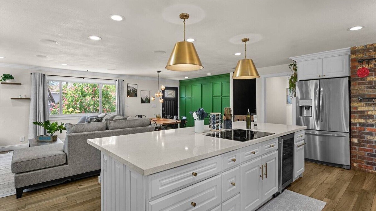 Photo of Kitchen in West University