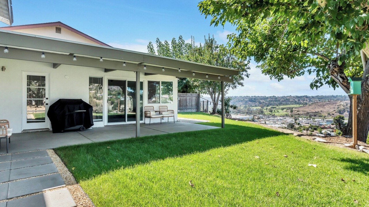 Photo of Patio Balcony in Allied Gardens