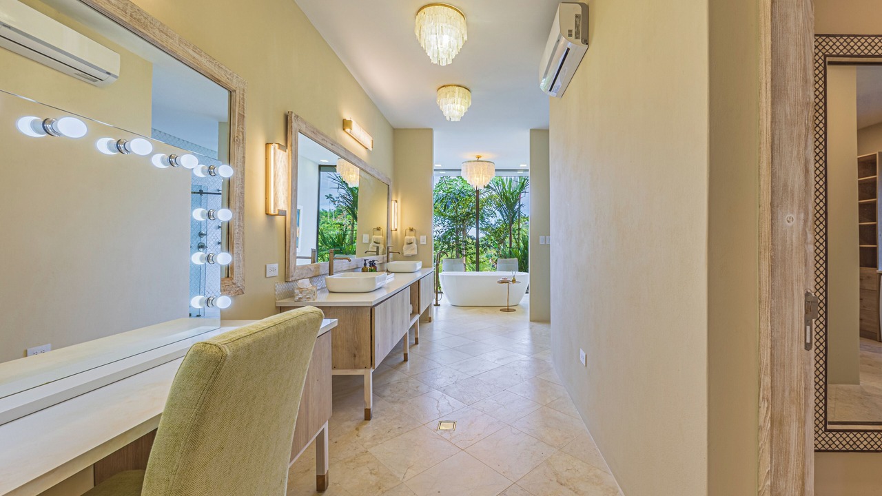 Photo of Bathroom in Dominical
