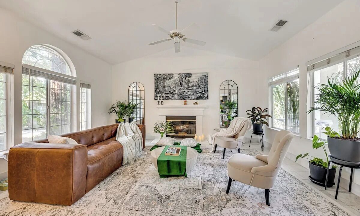 Photo of Livingroom in Raisin