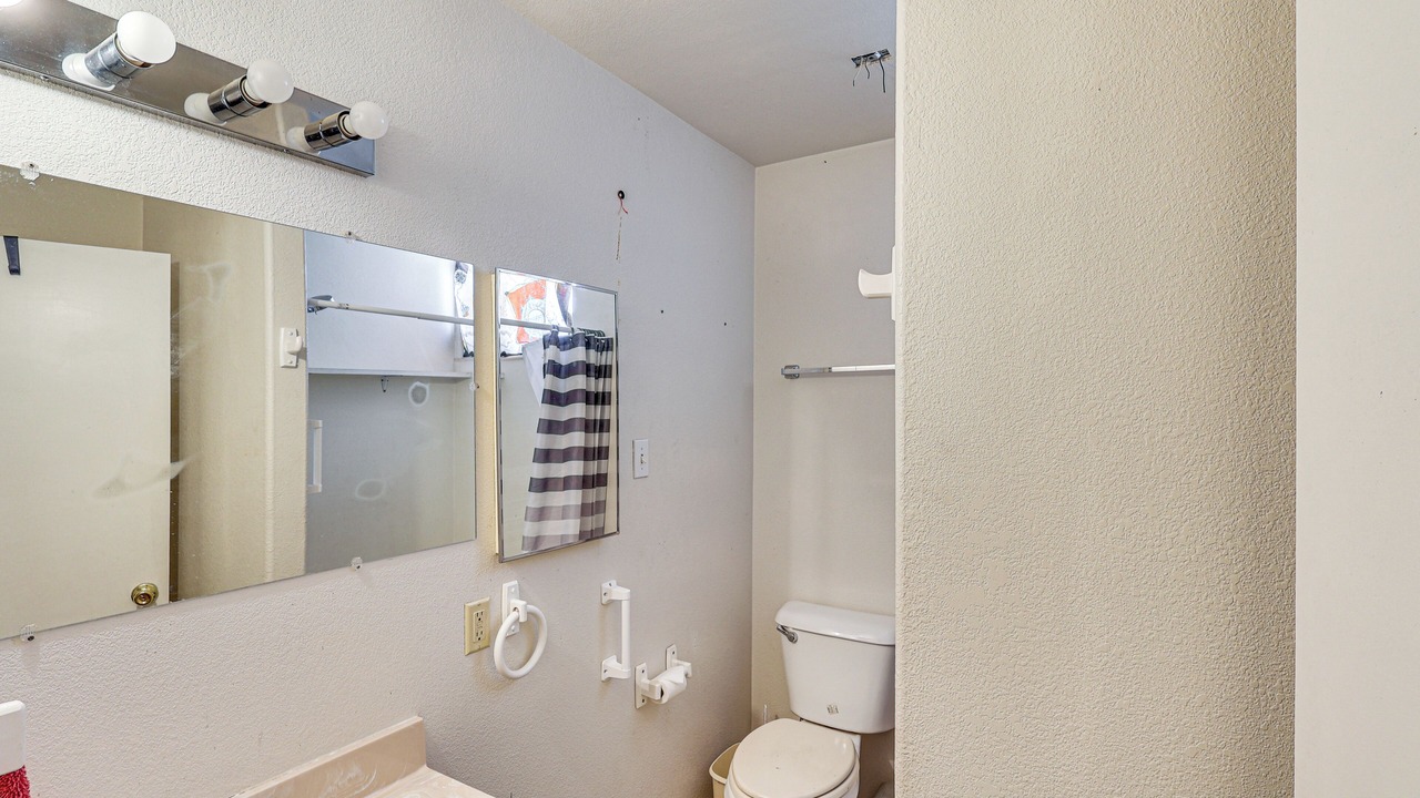 Photo of Bathroom in Quartzsite