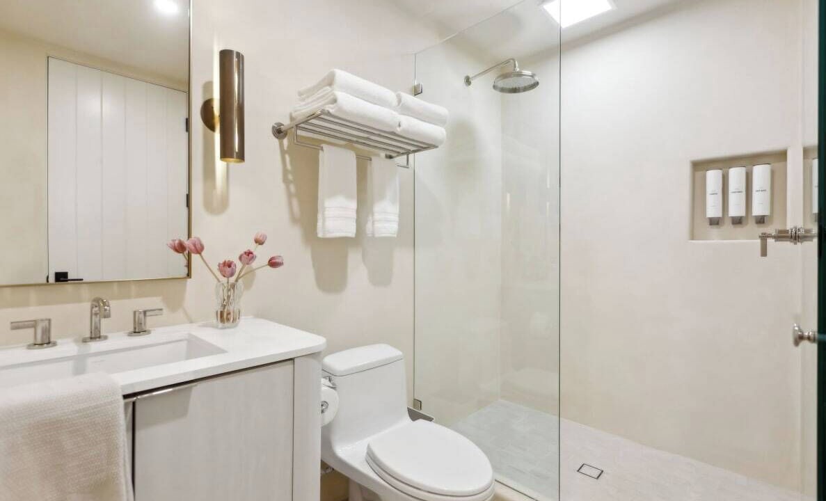 Photo of Bathroom in Laguna