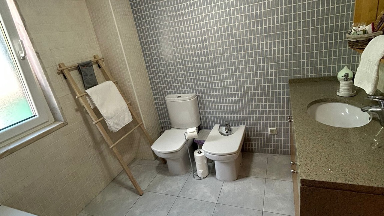 Photo of Bathroom in Loures