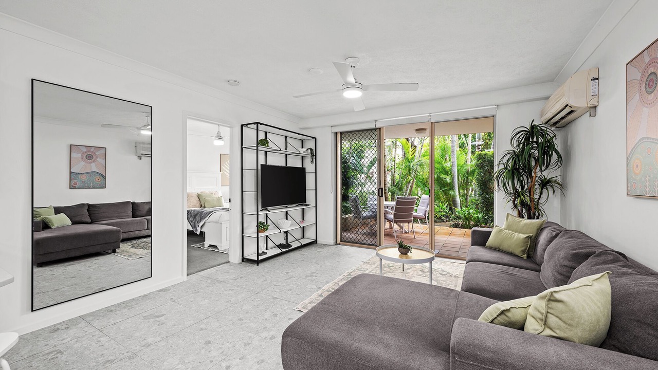 Photo of Livingroom in Mermaid Beach