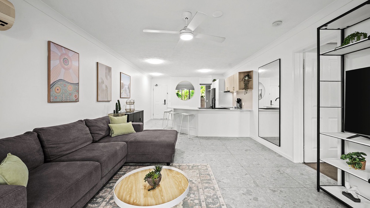 Photo of Livingroom in Mermaid Beach