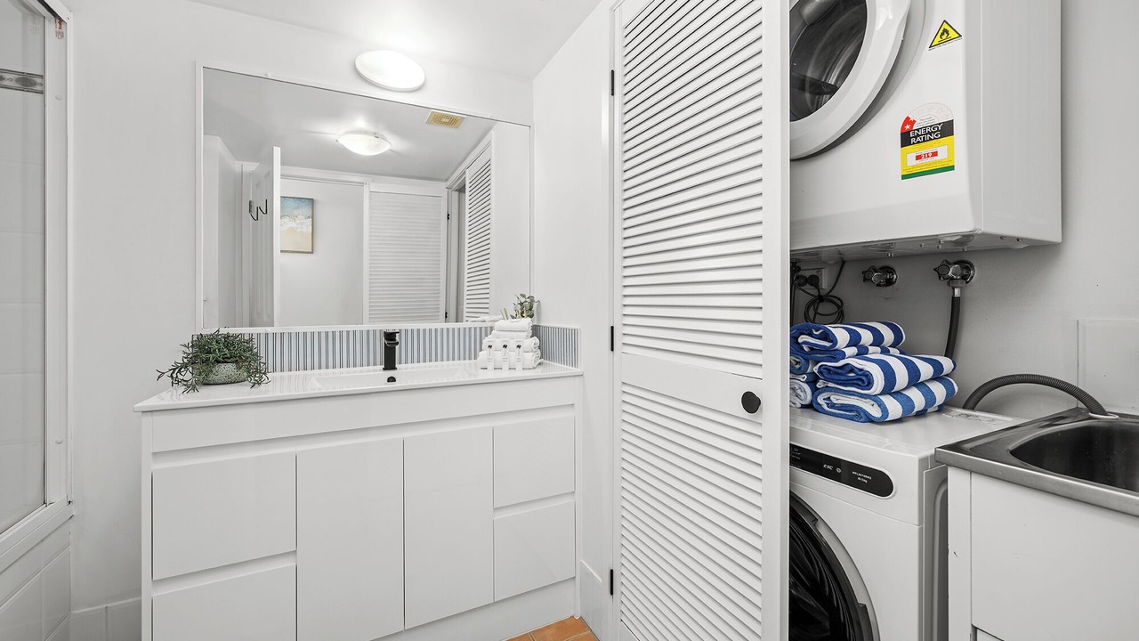 Photo of Bathroom in Mermaid Beach
