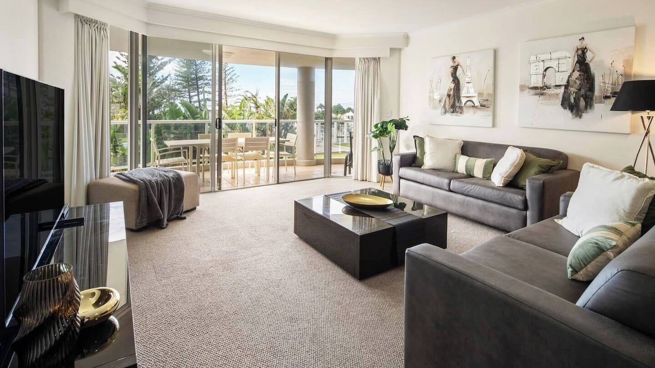 Photo of Patio Balcony in Main Beach