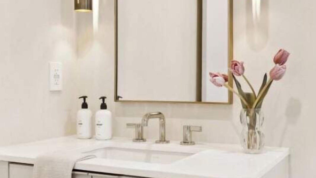Photo of Bathroom in Laguna