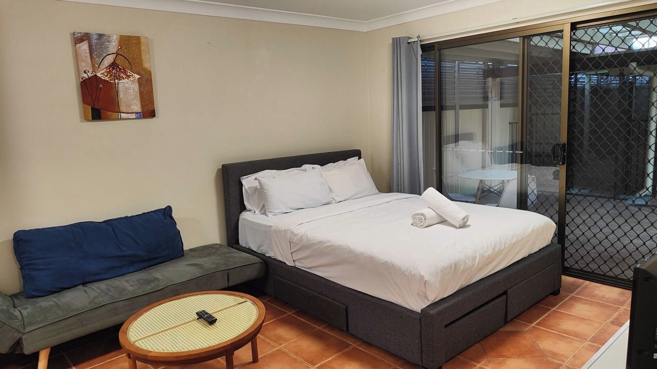 Photo of Bedroom in Mermaid Waters
