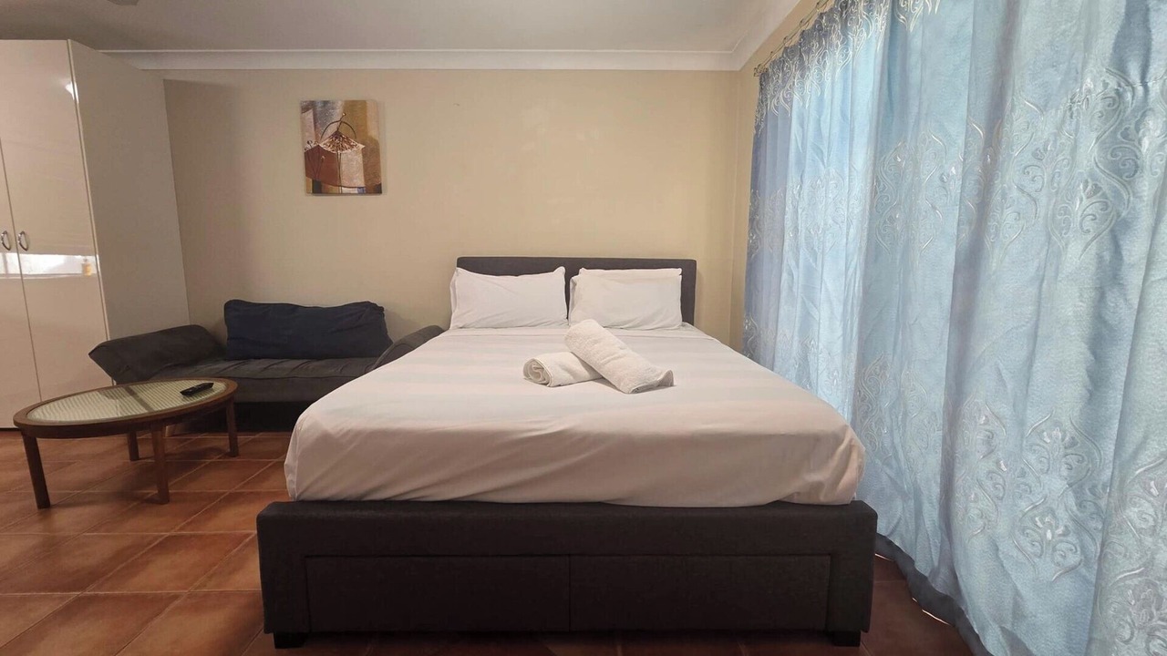 Photo of Bedroom in Mermaid Waters