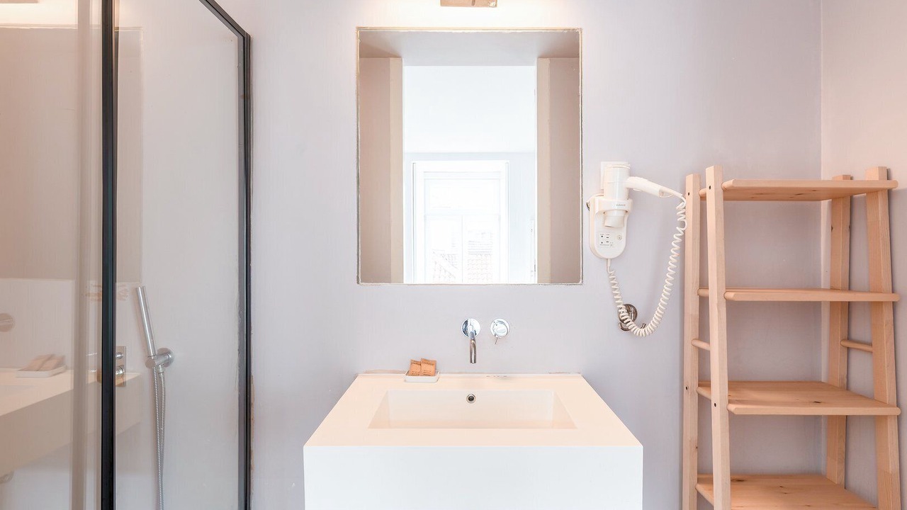 Photo of Bathroom in Chiado