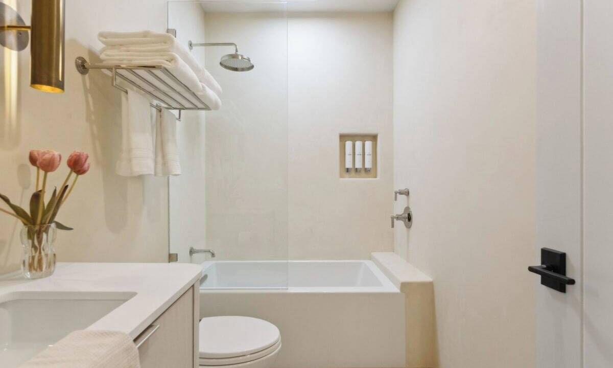 Photo of Bathroom in Laguna