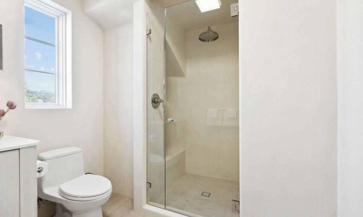 Photo of Bathroom in Laguna
