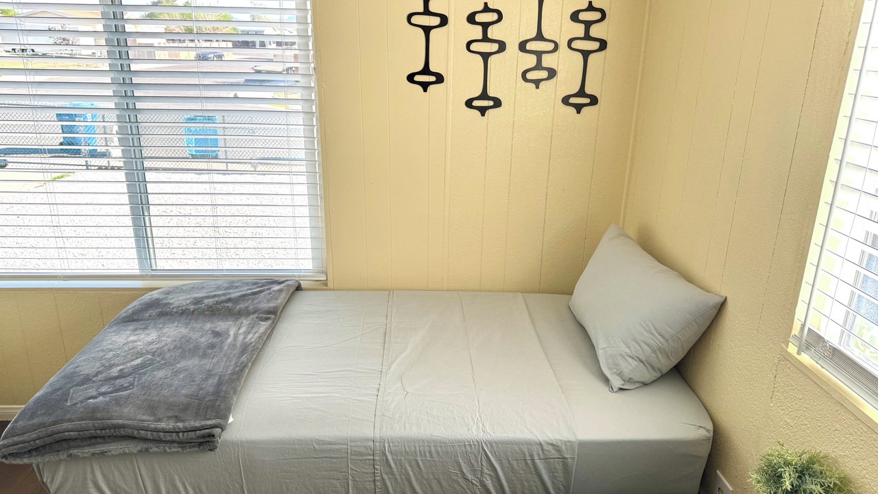 Photo of Bedroom in Sunrise Manor