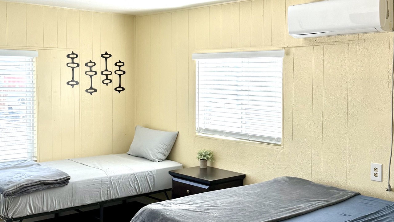 Photo of Bedroom in Sunrise Manor