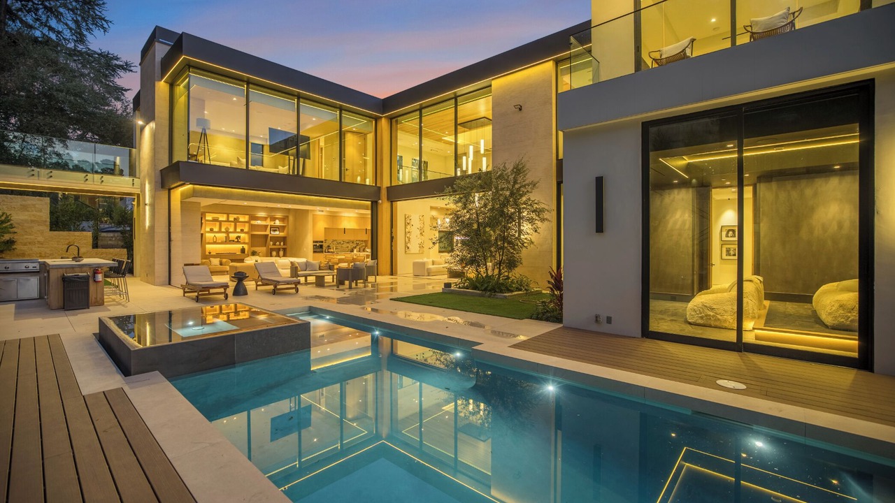 Photo of Outdoor in Beverly Hills