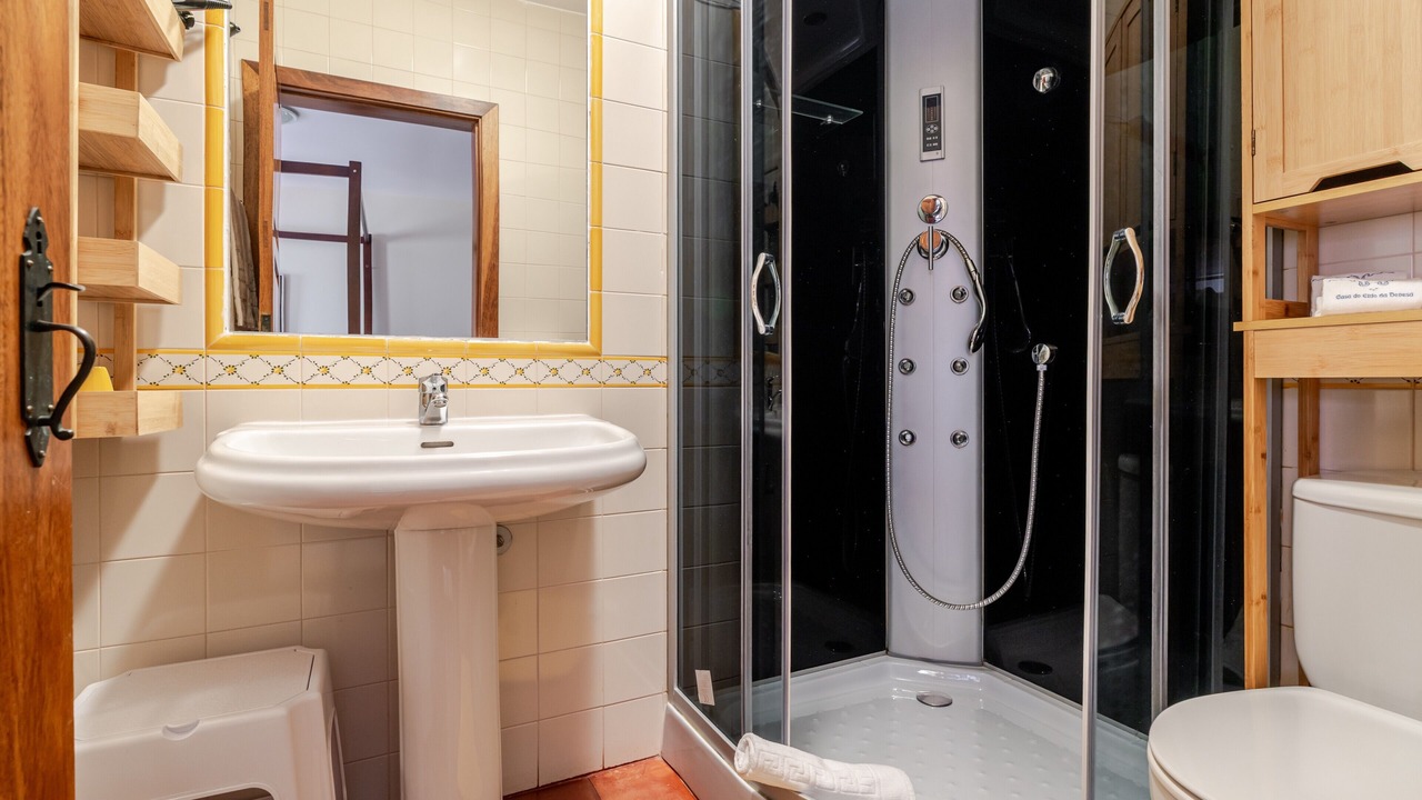 Photo of Bathroom in Bico