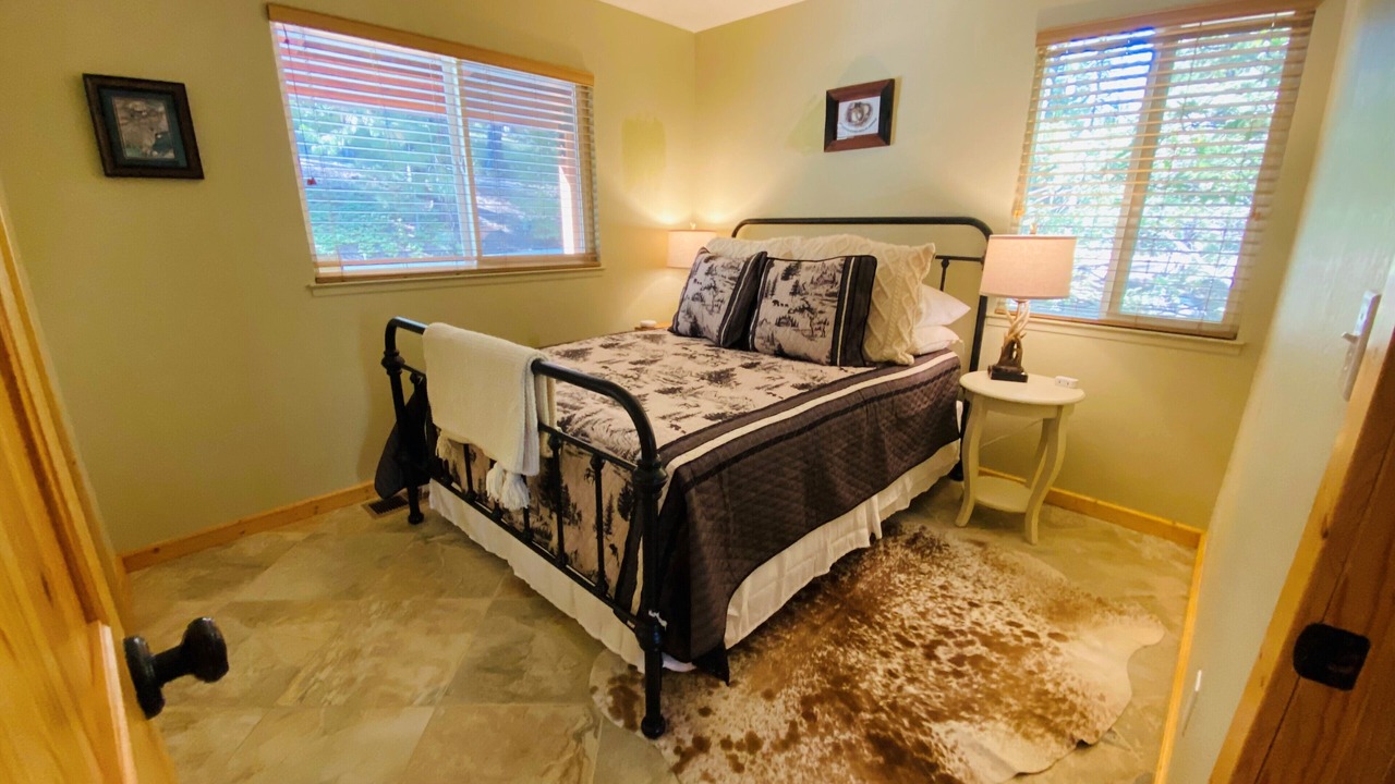 Photo of Bedroom in Arnold