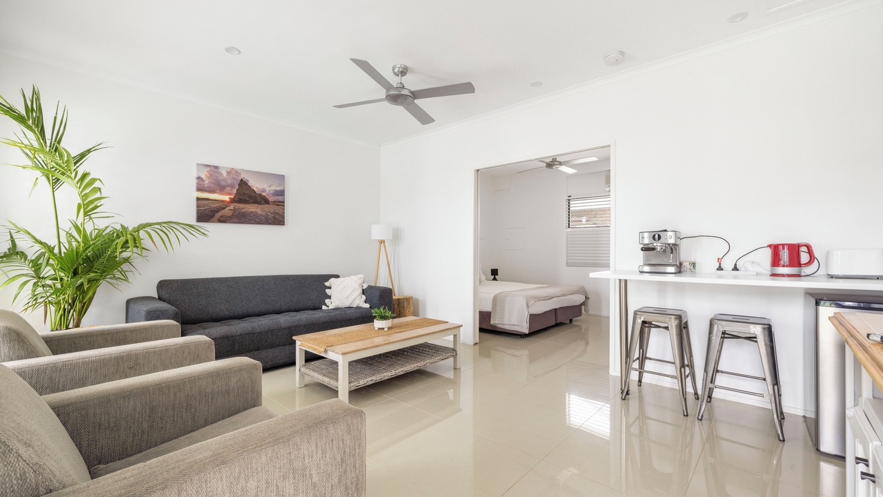 Photo of Livingroom in Broadbeach Waters