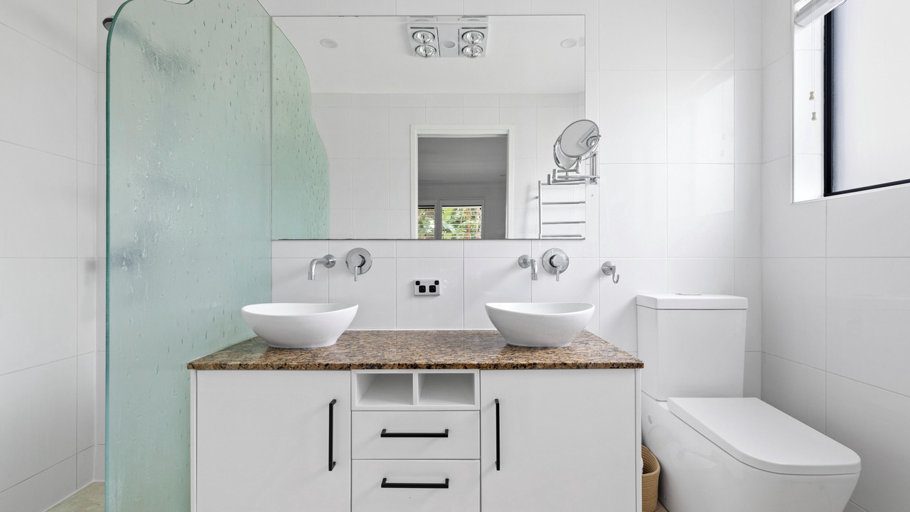 Photo of Bathroom in Broadbeach Waters