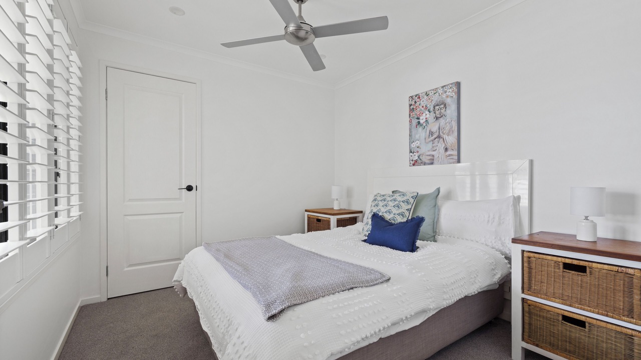 Photo of Bedroom in Broadbeach Waters