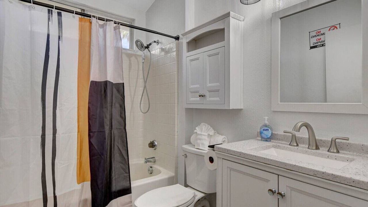 Photo of Bathroom in North Las Vegas