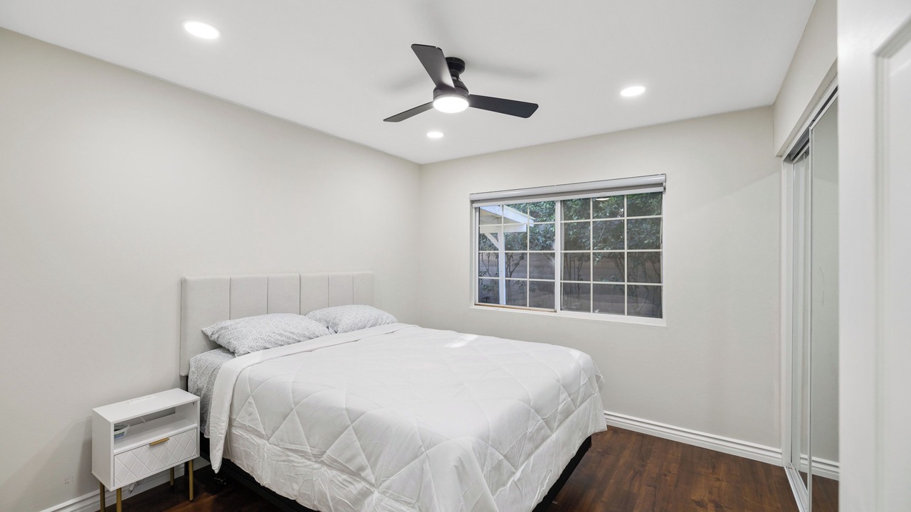 Photo of Bedroom in Thousand Oaks