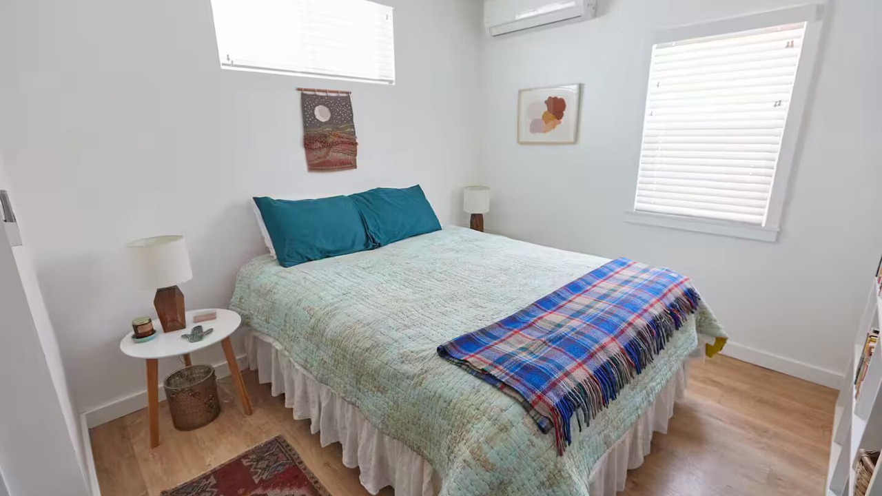 Photo of Bedroom in Los Angeles