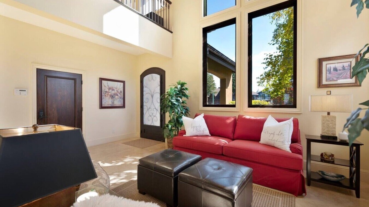 Photo of Livingroom in Tahoe Keys