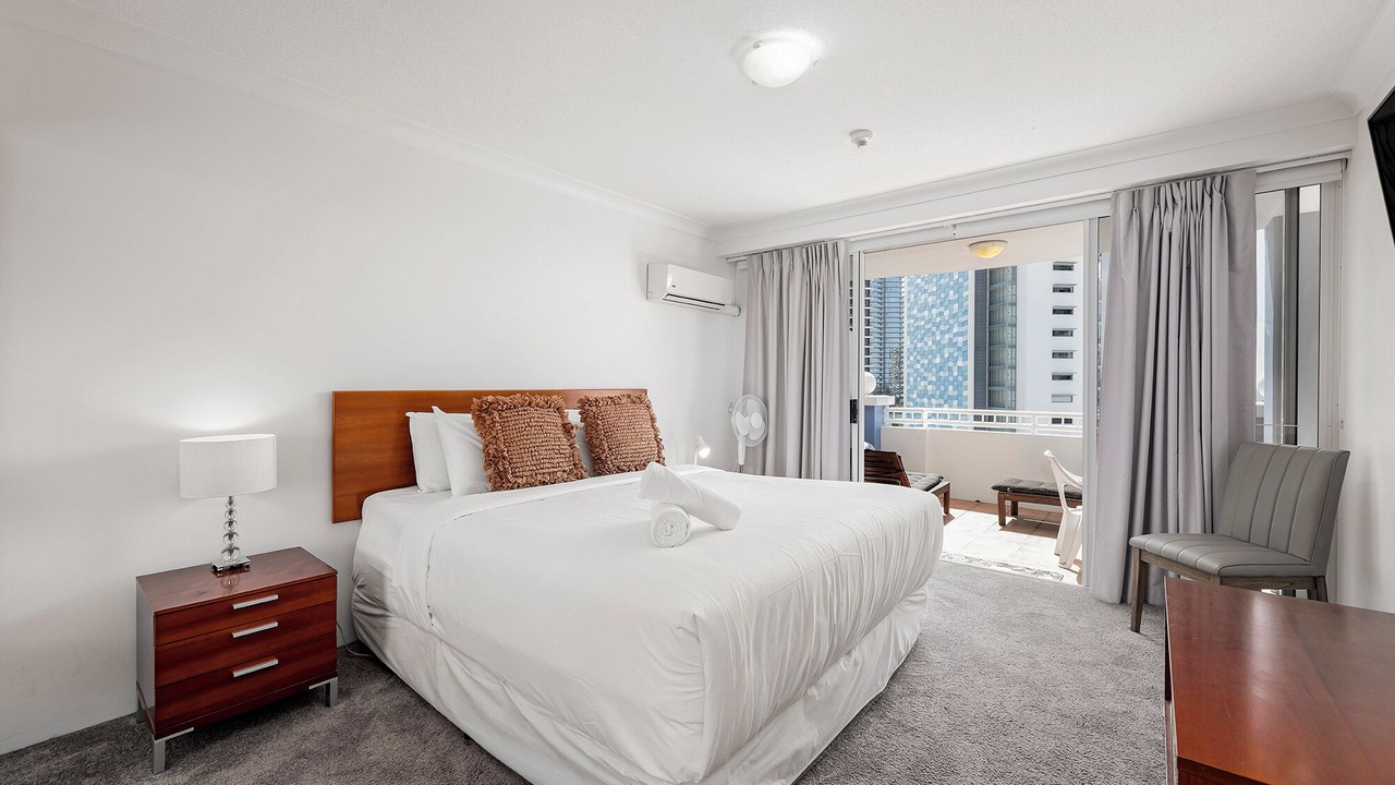 Photo of Bedroom in Mermaid Beach