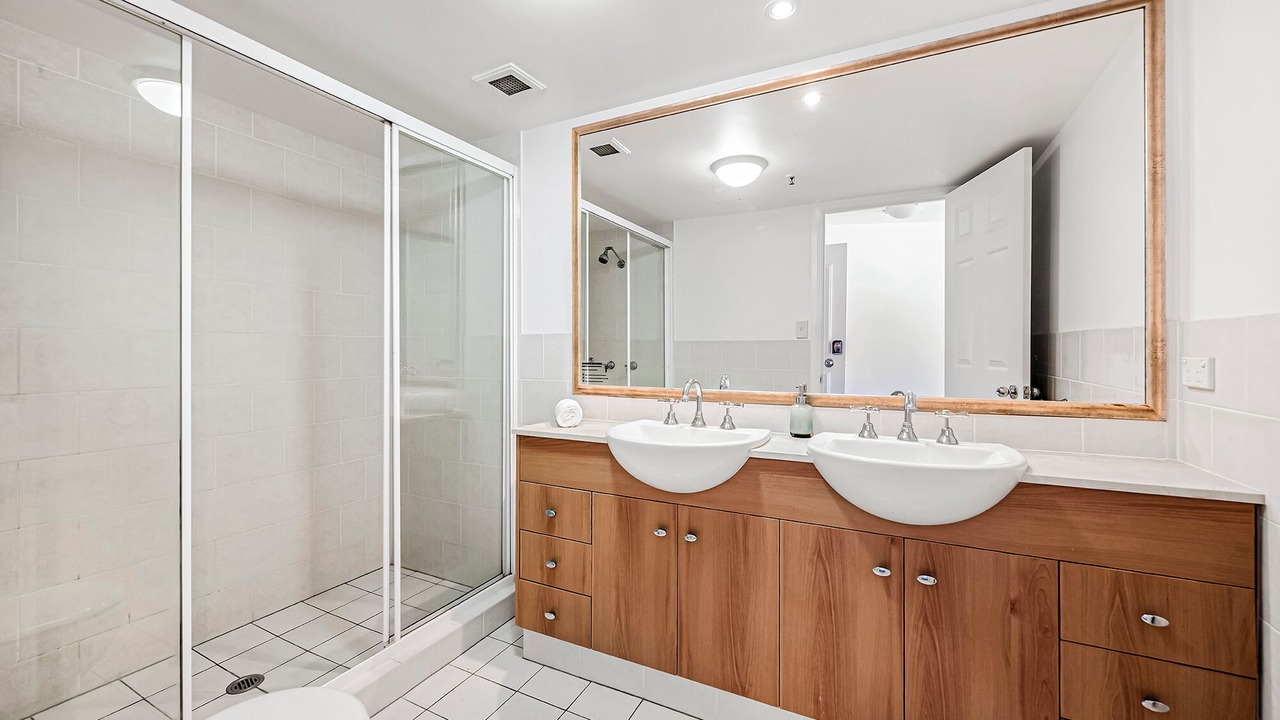 Photo of Bathroom in Mermaid Beach