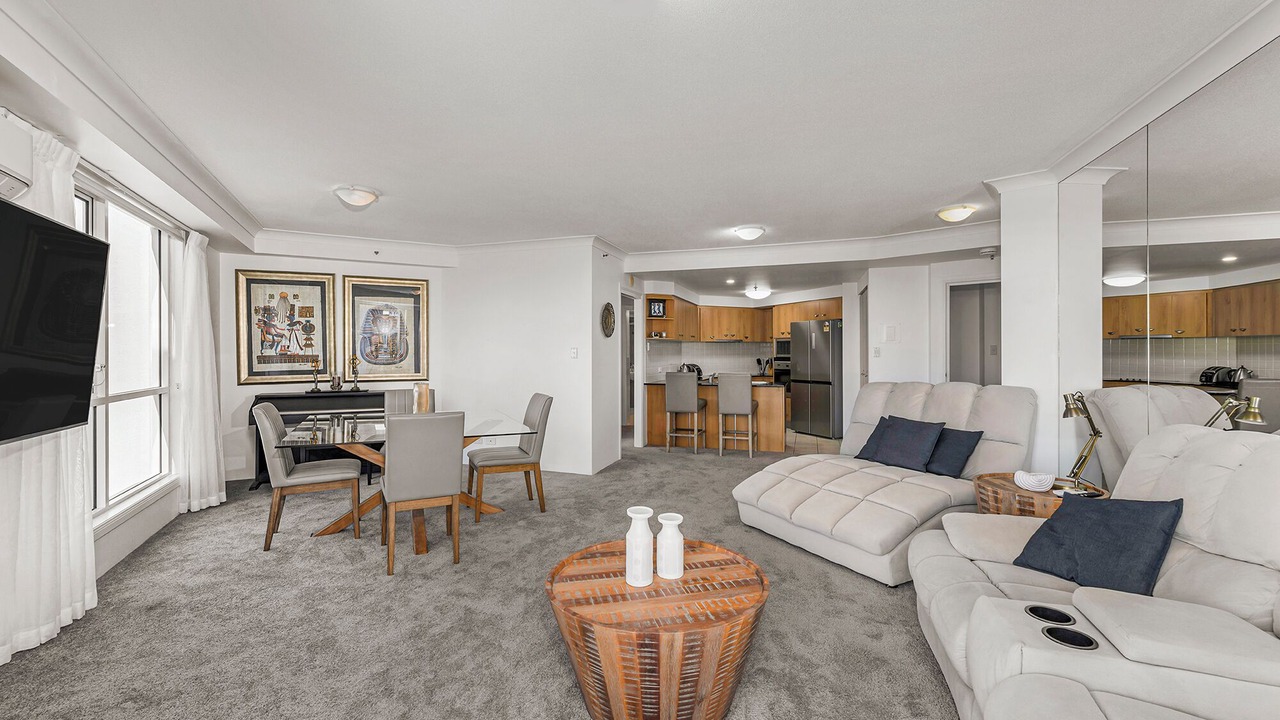 Photo of Livingroom in Mermaid Waters