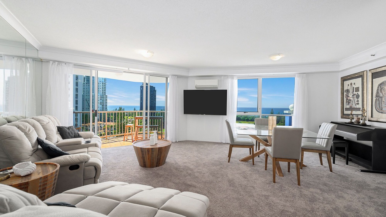 Photo of Livingroom in Mermaid Waters