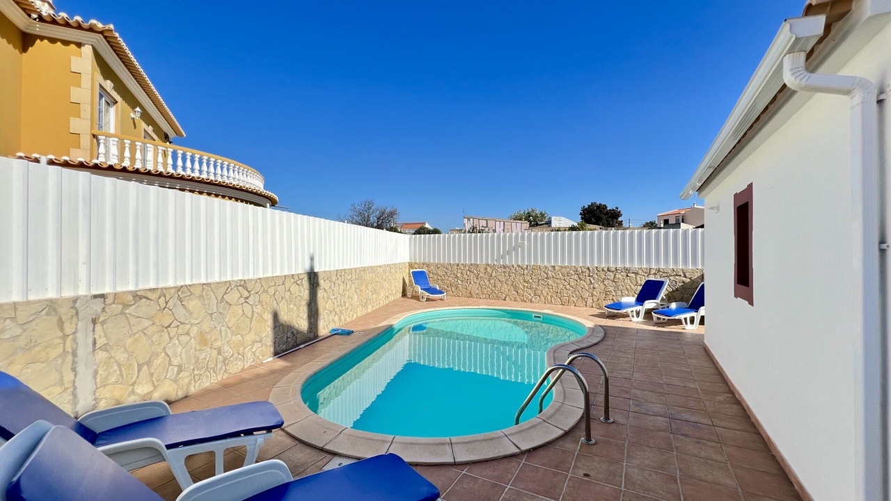 Photo of Outdoor in Pera