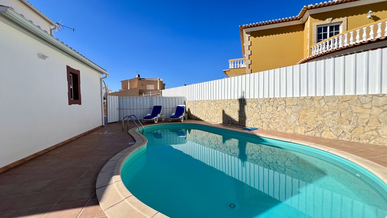 Photo of Outdoor in Pera