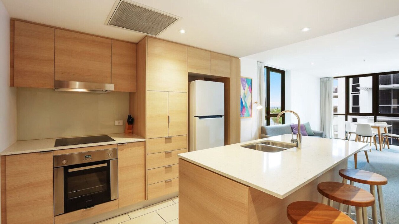 Photo of Kitchen in Broadbeach Waters