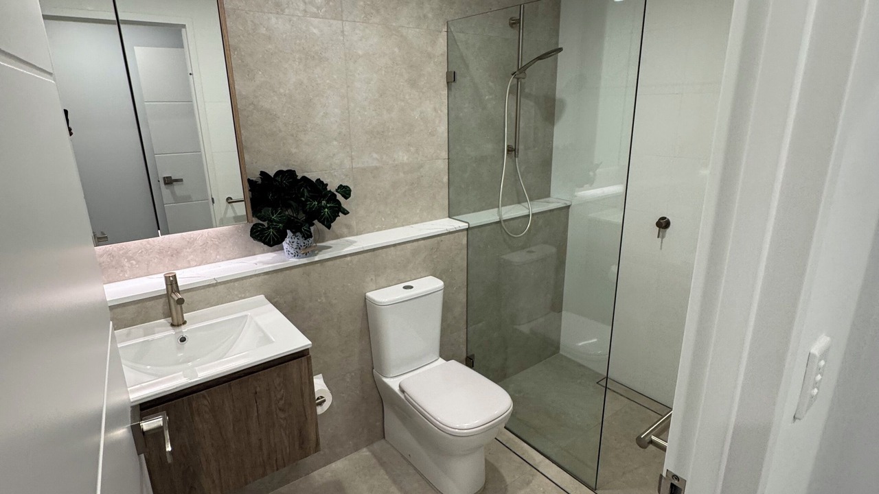 Photo of Bathroom in Main Beach