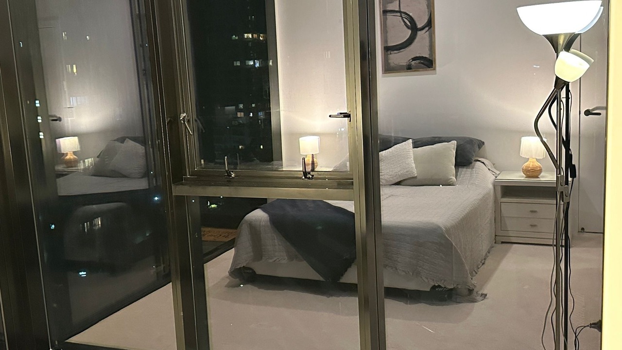 Photo of Bedroom in Main Beach