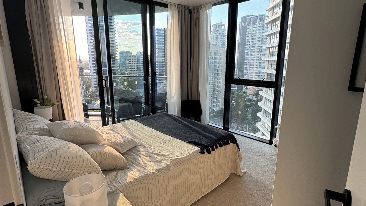 Photo of Bedroom in Main Beach
