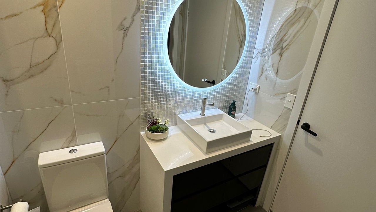 Photo of Bathroom in Main Beach