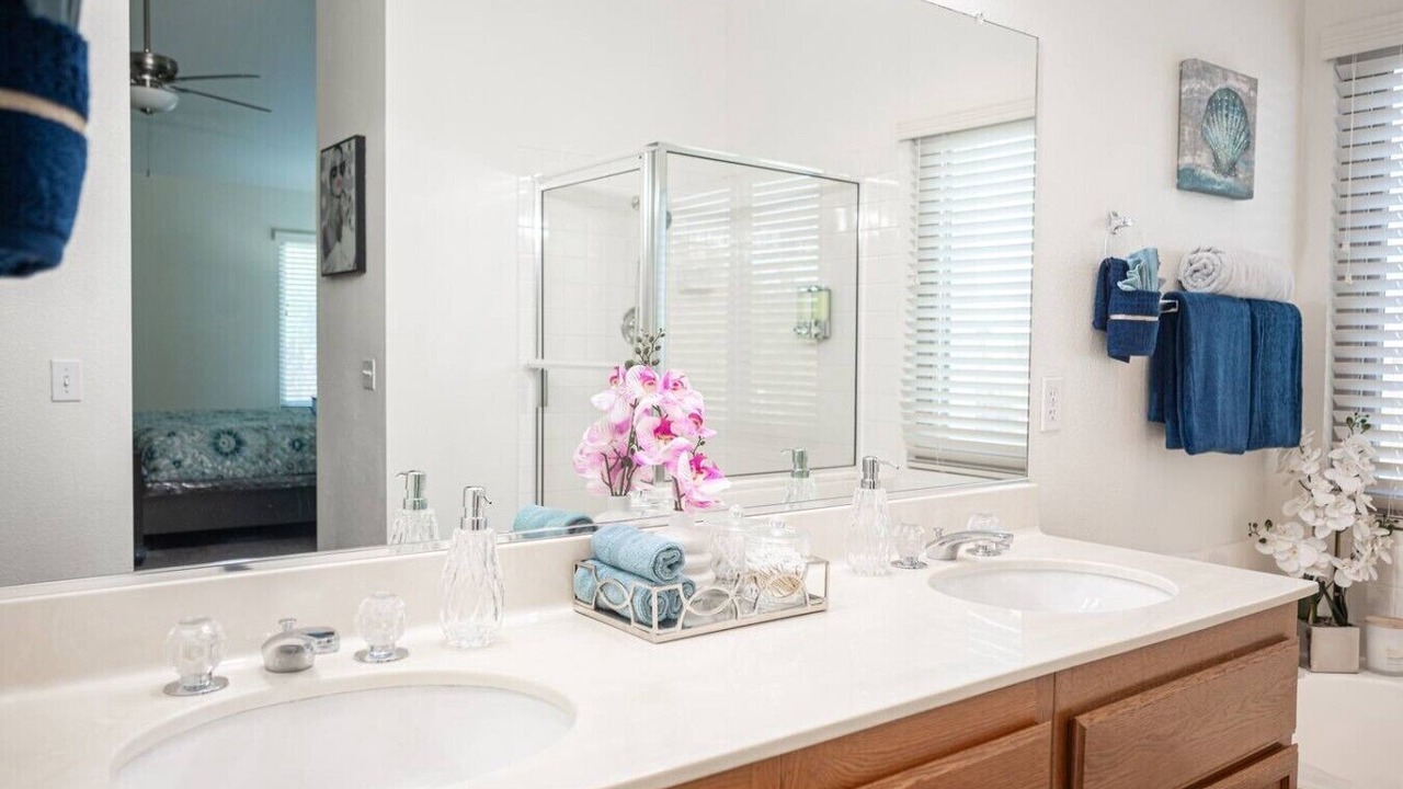Photo of Bathroom in North Las Vegas
