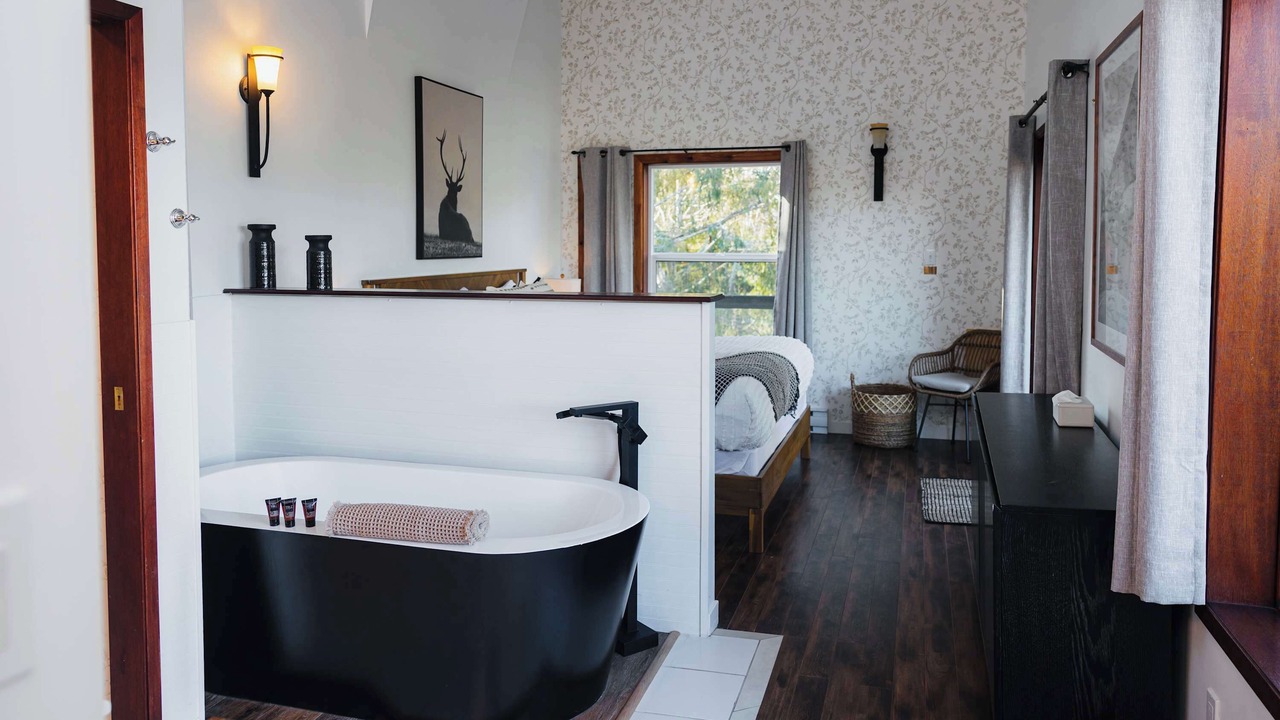 Photo of Bedroom in Tofino