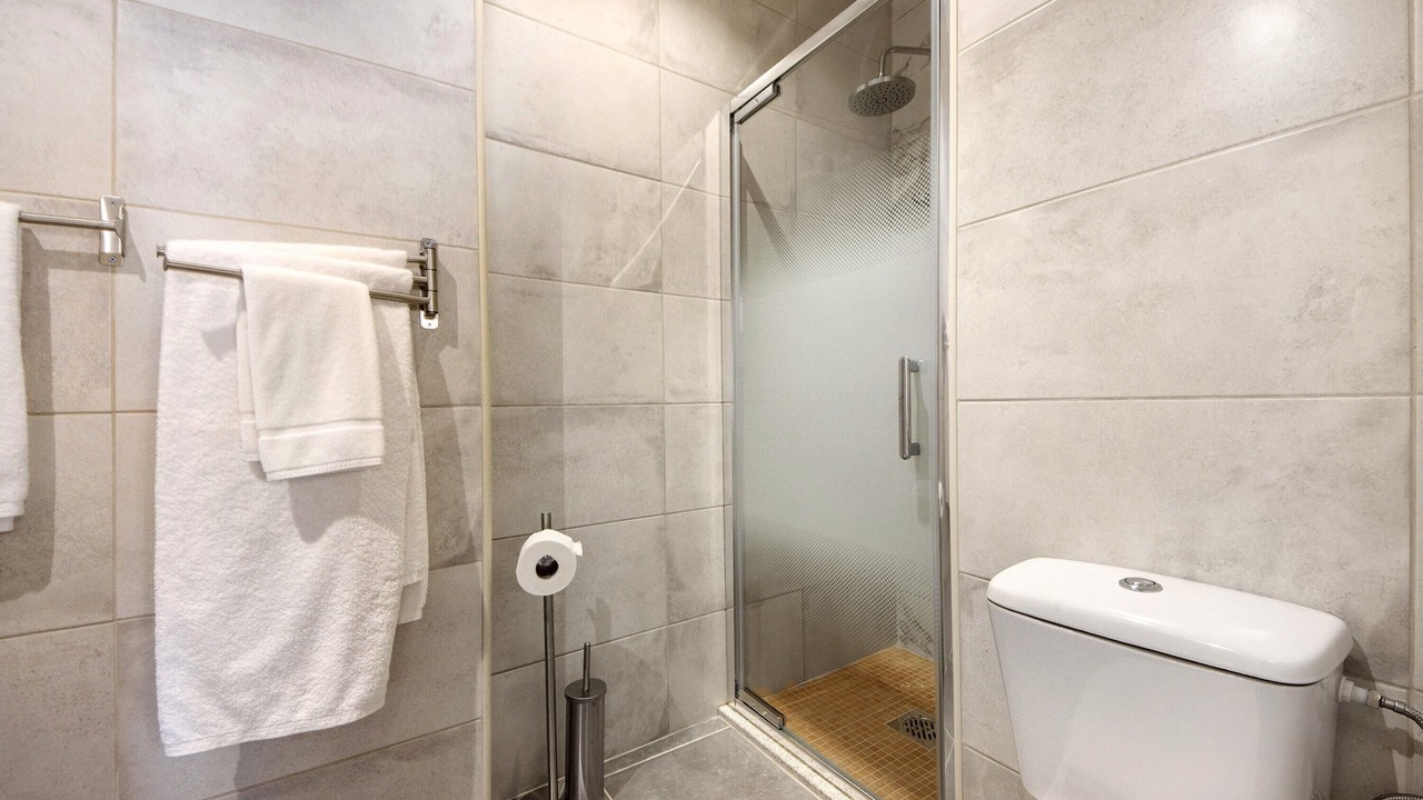 Photo of Bathroom in Provesende